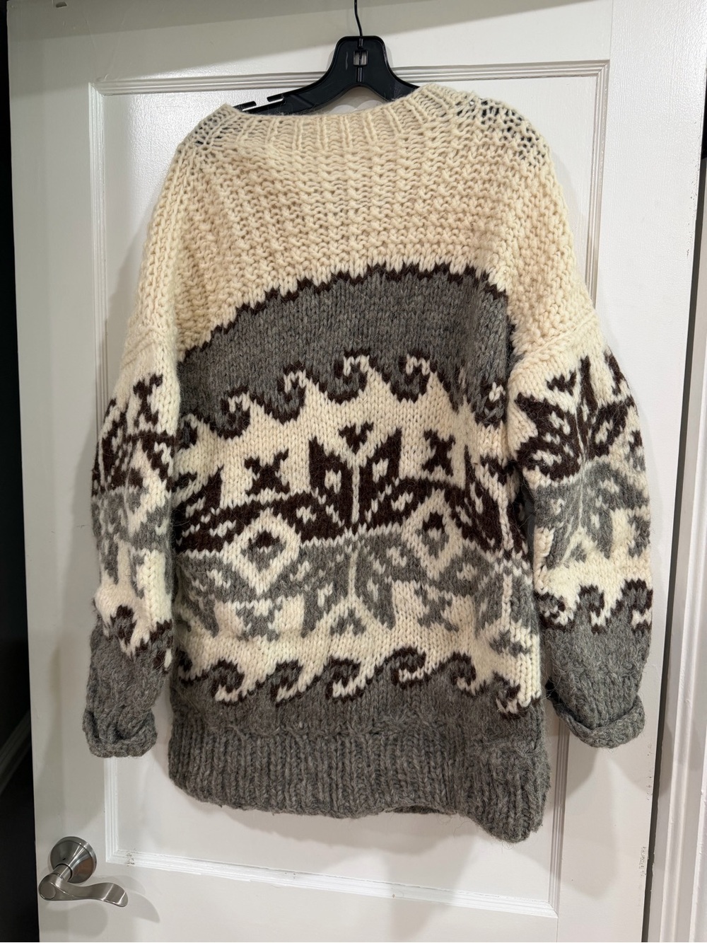 Handmade Chunky Wool Cardigan with snowflakes - Cream and Gray - Picture 8 of 9